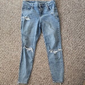American Eagle Outfitters Light Blue Distressed Skinny Jeans